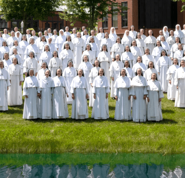 dominican sisters catholic religious vocations women prayer faith Story Bottom Mobile