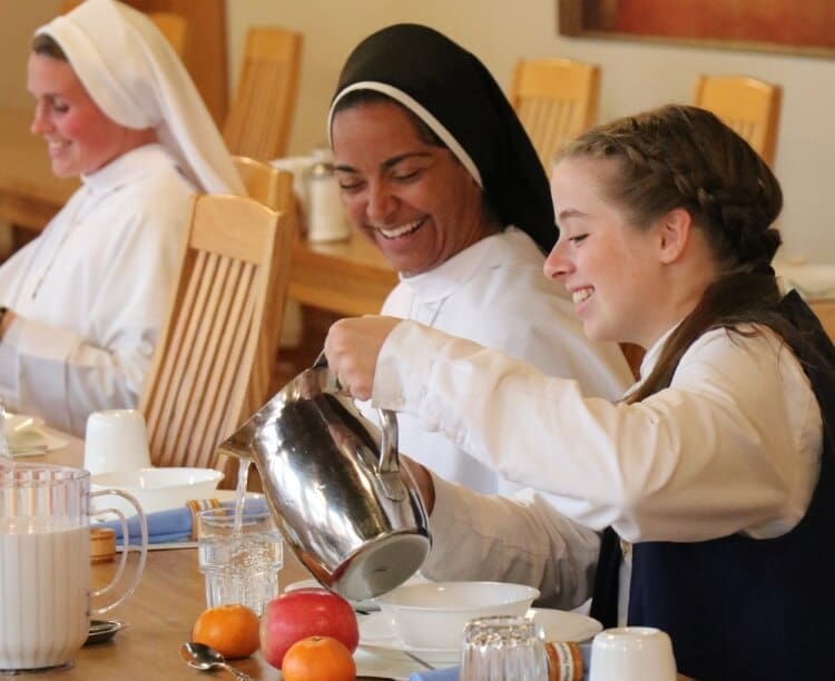 dominican sisters catholic religious vocations women prayer faith AboutVocations collage mobile6