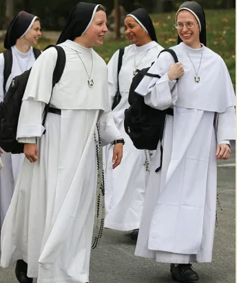 sisterschattingandwalking resized compressed sisterschattingandwalking resized compressed